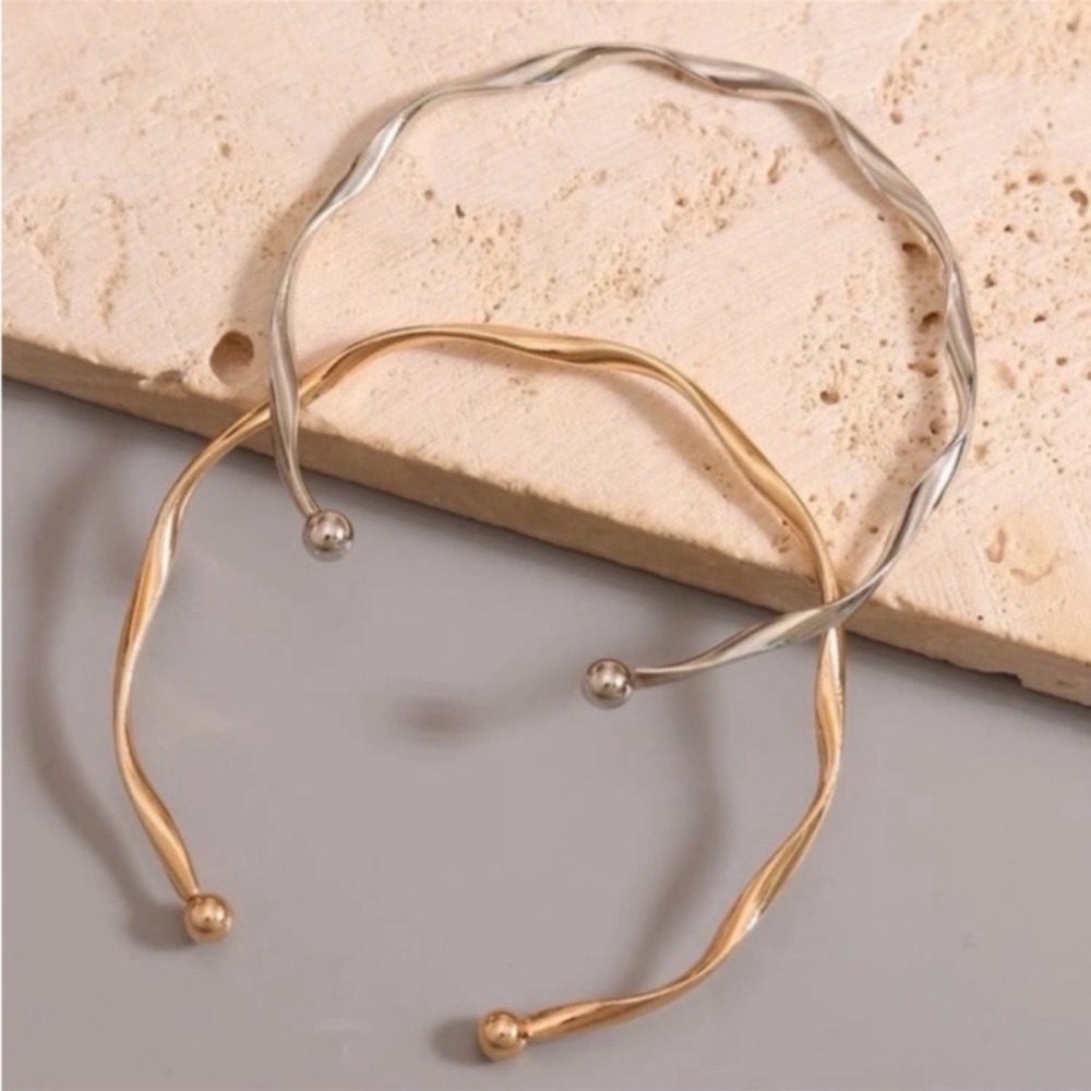 New Elegant Gold and Silver Bangles - Picture 4 of 5